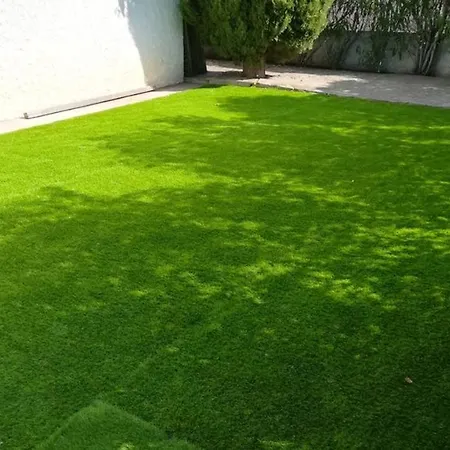 Maison Pittoresque A Avec Jardin Cloture