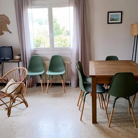 Holiday home Maison Pittoresque A Avec Jardin Cloture