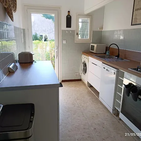 Holiday home Maison Pittoresque A Avec Jardin Cloture *